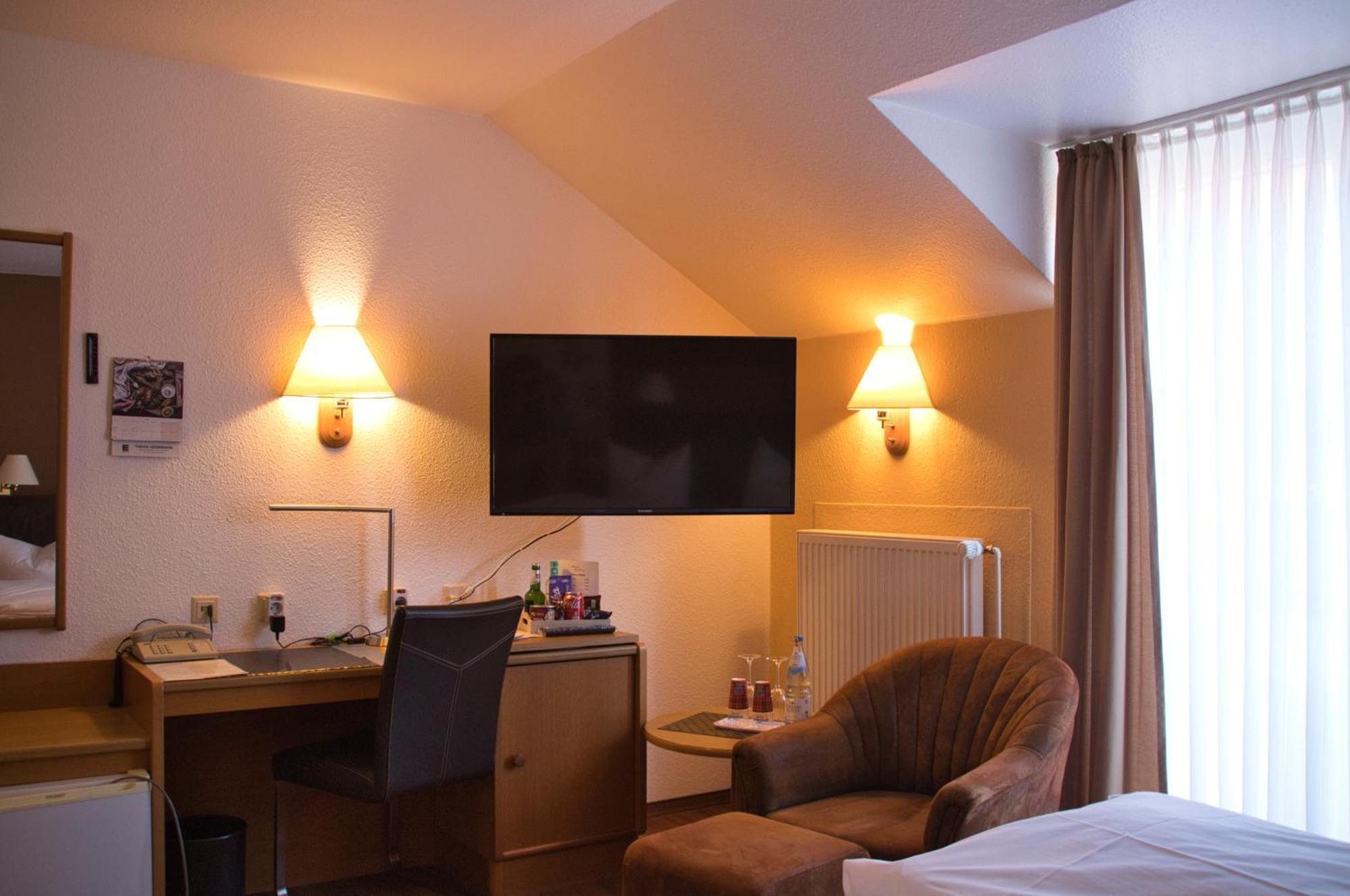 Hotel Quellenhof Salzgitter Bagian luar foto