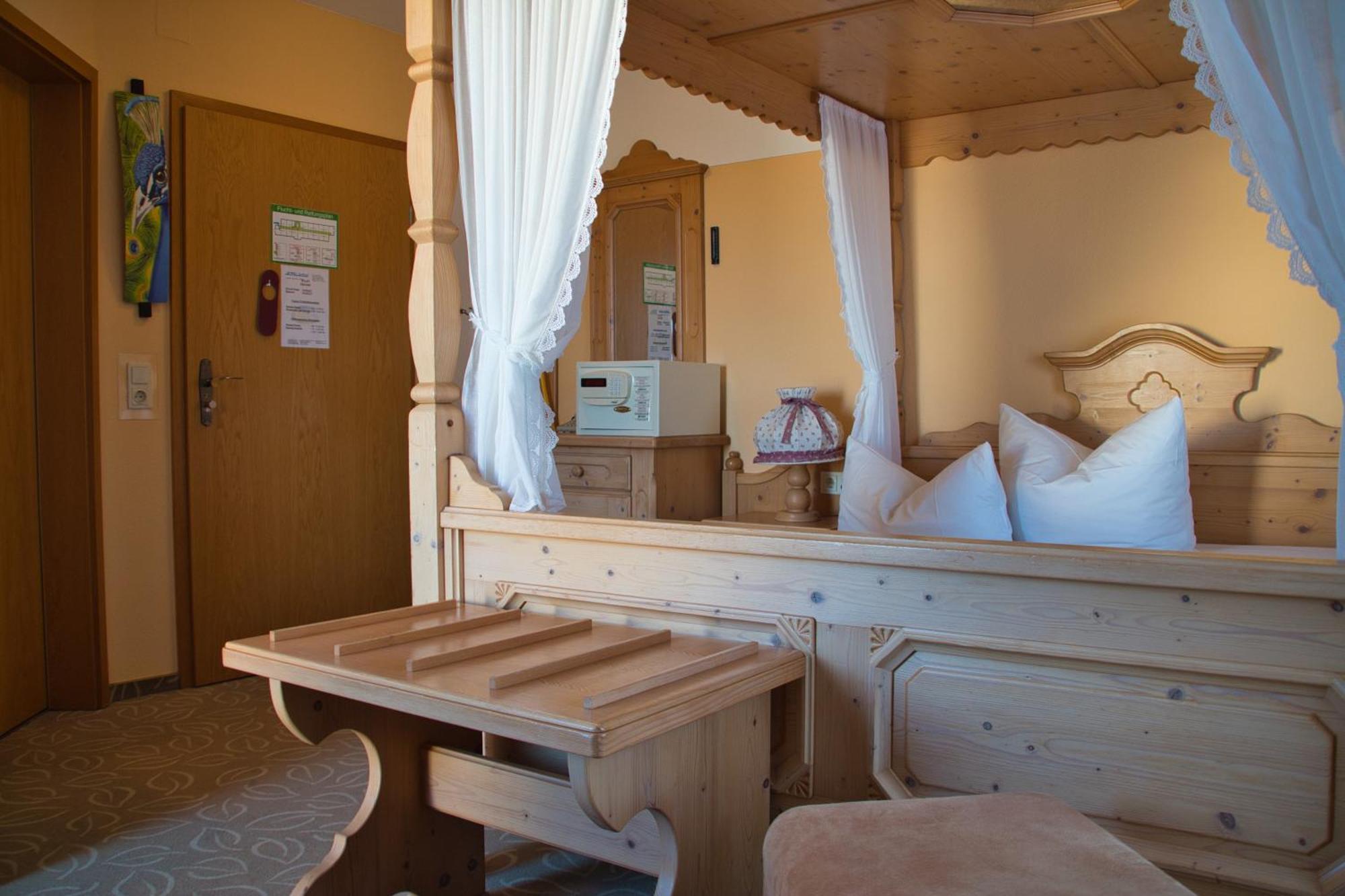 Hotel Quellenhof Salzgitter Bagian luar foto