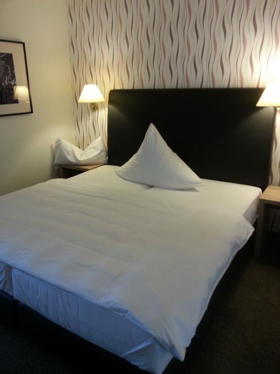 Hotel Quellenhof Salzgitter Bagian luar foto